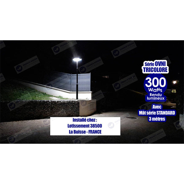 Lot de 5x Lampes solaires pour extérieur - Série OVNI TRICOLORE - Rendu lumineux 300W - 2000 lumens  - IP65 - 360° - Diamètre tube d'insertion 60 / 76 mm - Télécommande - Détecteur de mouvement - Capteur crépusculaire - Couleur de température au choix